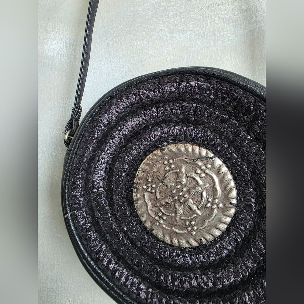 Free People Round Boho Hippie Black Woven large silver Medallion Plate Bag 8' - Picture 3 of 10